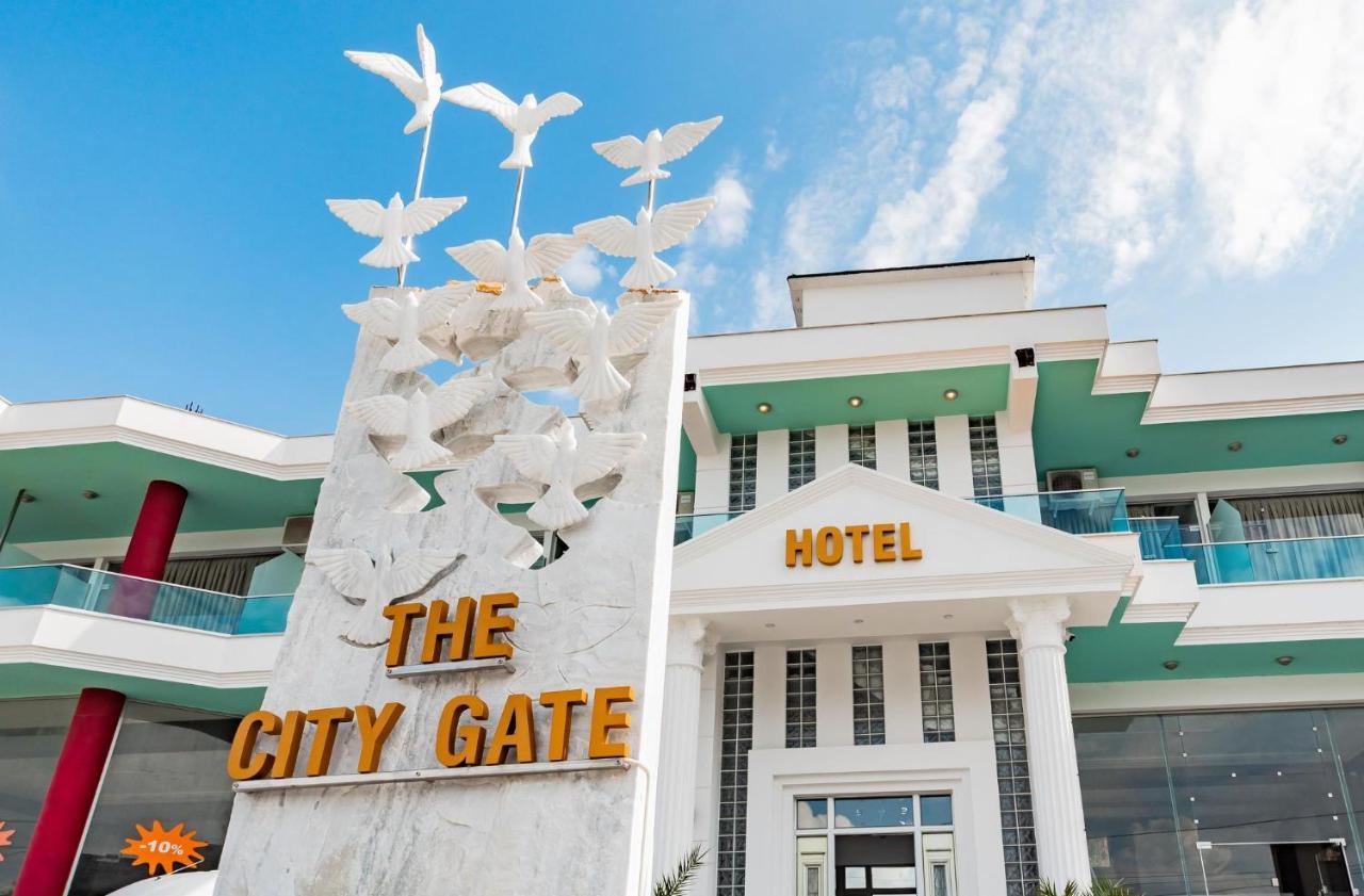 The City Gate Hotel Саранде Екстериор снимка