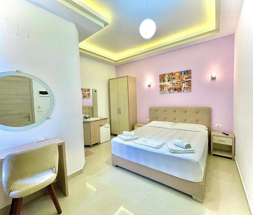 The City Gate Hotel Саранде Екстериор снимка